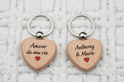 Porte clé personnalisé en bois en forme de coeur